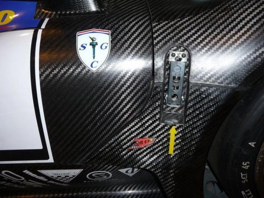 Детали экстерьера Ferrari P4/5 Competizione 2011 года  (фото 18 из 24)